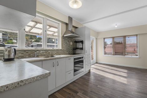 Photo of property in 13 Gordon Road, Western Heights, Rotorua, 3015