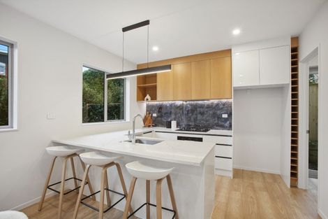 Photo of property in 37b Sorrel Crescent, Bucklands Beach, Auckland, 2012