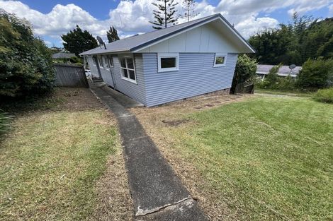 Photo of property in 19 Lyford Crescent, Sunnynook, Auckland, 0620