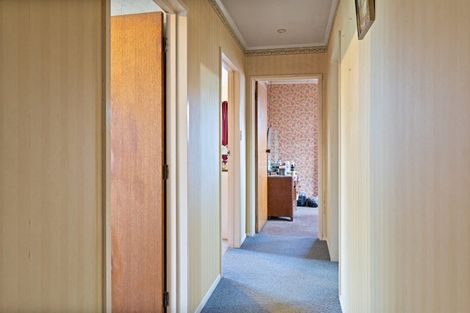 Photo of property in 8 Papawai Road, Greytown, 5712