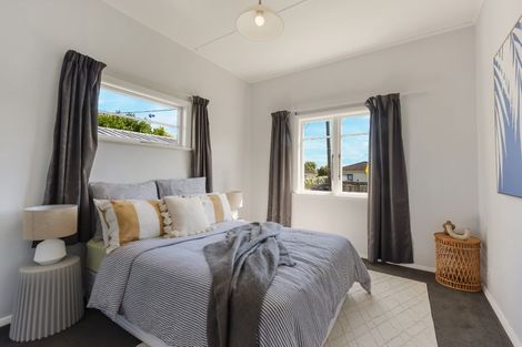 Photo of property in 16 Newall Avenue, Stoke, Nelson, 7011