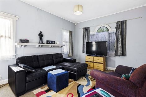 Photo of property in 87 South Road, Manaia, 4612