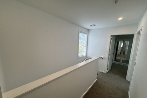 Photo of property in 45a The Drive, Tawa, Wellington, 5028