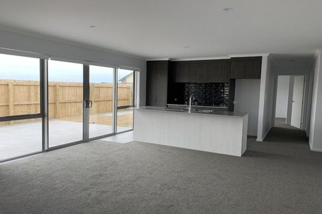 Photo of property in 52 Crown Street, Papamoa, 3118