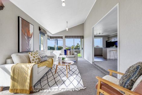 Photo of property in 67 Sandwich Road, St Andrews, Hamilton, 3200