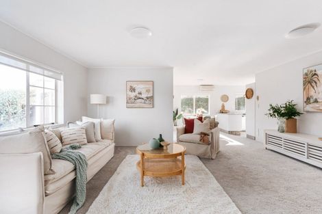 Photo of property in 17 Balmacewen Place, Mount Maunganui, 3116