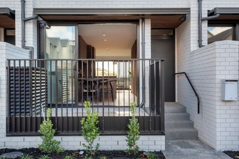 Photo of property in 5b Windlass Street, Long Bay, Auckland, 0630