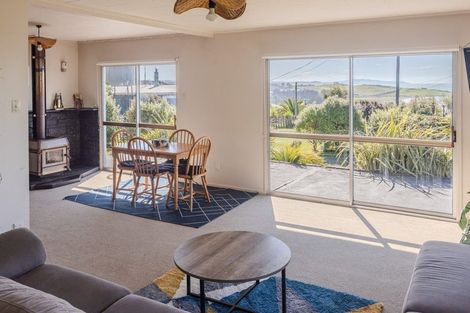 Photo of property in 32 Spiers Street, Kakanui, Oamaru, 9495