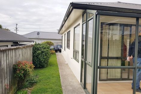 Photo of property in 46u2 Burgess Road, Johnsonville, Wellington, 6037
