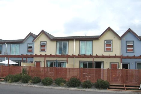 Photo of property in 14/15 Clearwater Cove, West Harbour, Auckland, 0618