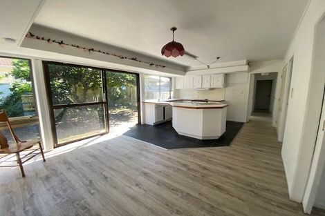 Photo of property in 1 Skilling Place, Farm Cove, Auckland, 2012