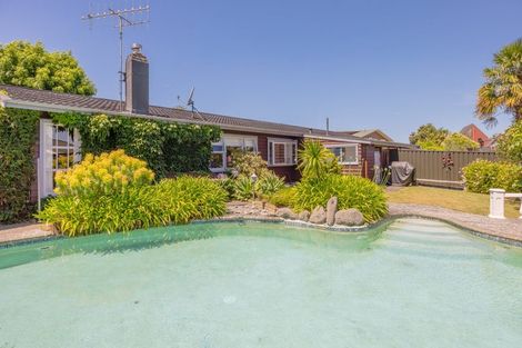Photo of property in 32 Kent Terrace, Taradale, Napier, 4112