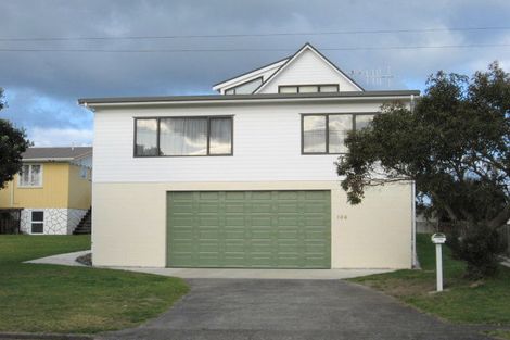 Photo of property in 104 Marie Crescent, Whangamata, 3620