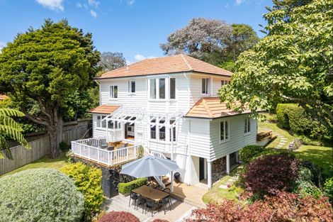 Photo of property in 22 Woodmancote Road, Khandallah, Wellington, 6035