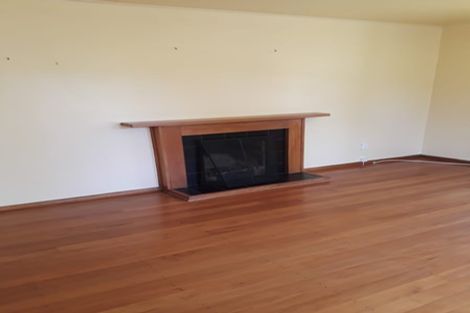 Photo of property in 2 Owhiti Street, Titahi Bay, Porirua, 5022