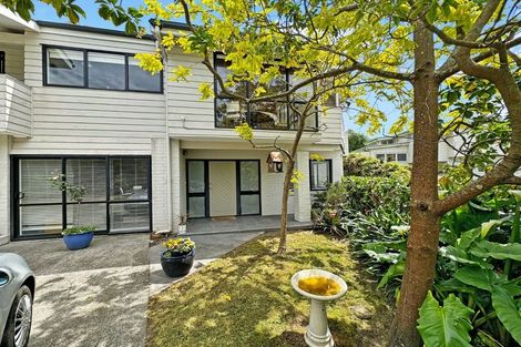 Photo of property in 20a/1 Hauraki Road, Hauraki, Auckland, 0622