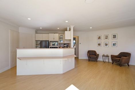 Photo of property in 179 Victoria Street, Cambridge, 3434