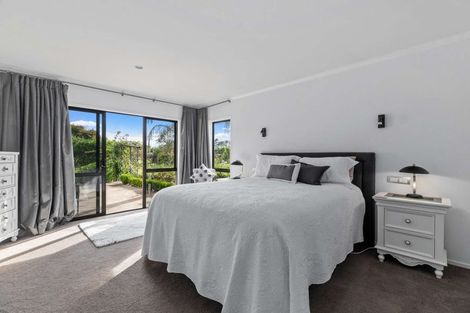 Photo of property in 8 Millbrook Drive, Waiuku, 2683