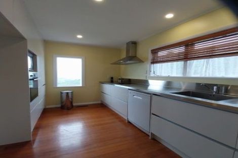Photo of property in 16 Highbury Crescent, Highbury, Wellington, 6012