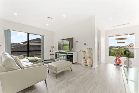 Photo of property in 35 Bella Vista Drive, Gulf Harbour, Whangaparaoa, 0930
