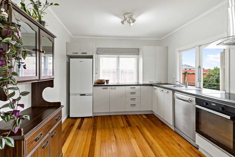 Photo of property in 7 Church Street, Tuakau, 2121