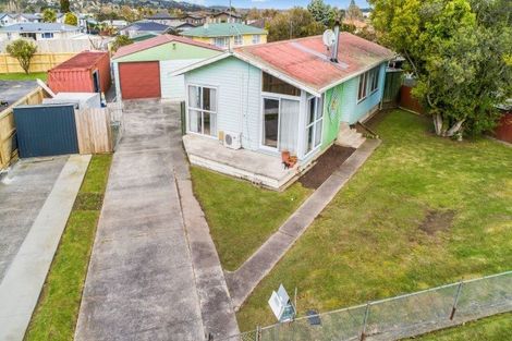 Photo of property in 24 President Avenue, Papakura, 2110