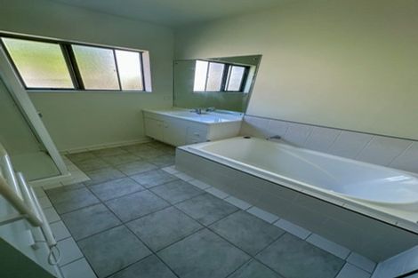 Photo of property in 1/256 Hibiscus Coast Highway, Orewa, 0931