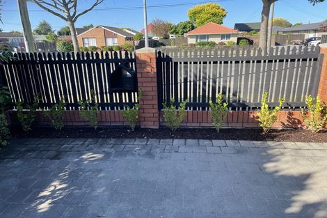 Photo of property in 423 Harewood Road, Harewood, Christchurch, 8051