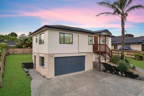 Photo of property in 9 Makora Road, Massey, Auckland, 0614