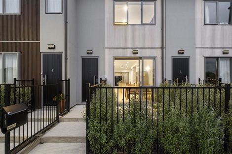 Photo of property in 11 Pakoro Close, Hobsonville, Auckland, 0618