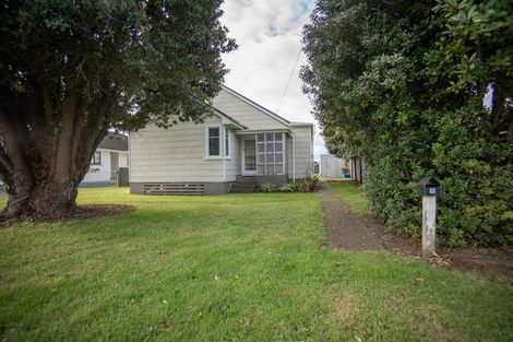 Photo of property in 16 Manchester Street, Patea, 4520