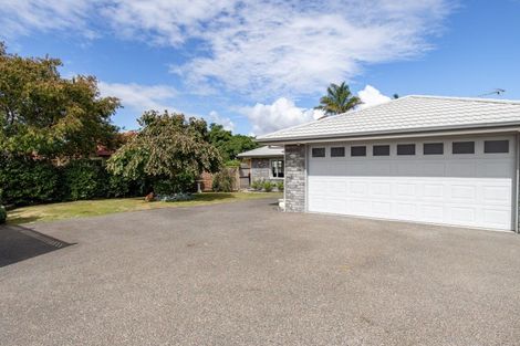 Photo of property in 10 Harris Place, Ngatea, 3503