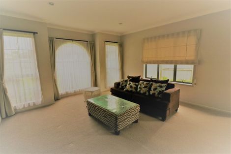 Photo of property in 8 Gibbston Close, Huntington, Hamilton, 3210