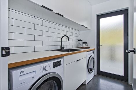 Photo of property in 59 Jounneaux Road, Te Kamo, Kamo, 0185