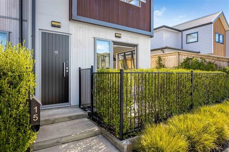 Photo of property in 15 Pakoro Close, Hobsonville, Auckland, 0618