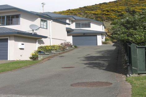 Photo of property in 7 Castlemaine Close, Karori, Wellington, 6012