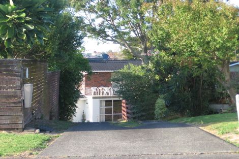 Photo of property in 11 Marcel Place, Glenfield, Auckland, 0629
