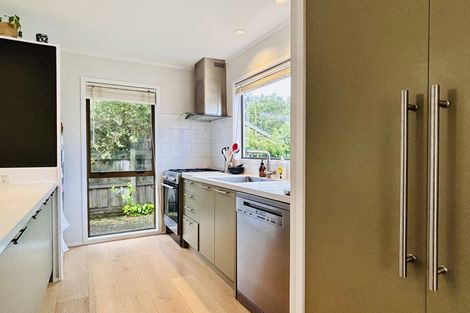 Photo of property in 11 Dunsandel Grove, Silverstream, Upper Hutt, 5019