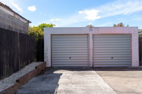 Photo of property in 4 Wadeley Road, Ilam, Christchurch, 8041