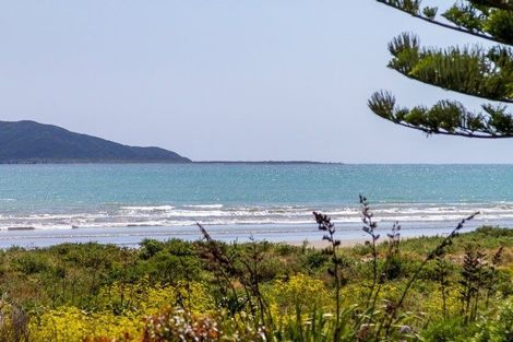 Photo of property in 79 Manly Street, Paraparaumu Beach, Paraparaumu, 5032