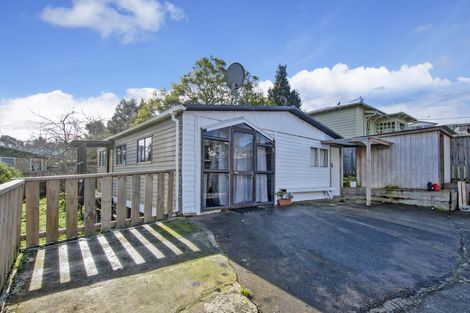 Photo of property in 10 Lewis Street, Te Kamo, Whangarei, 0112