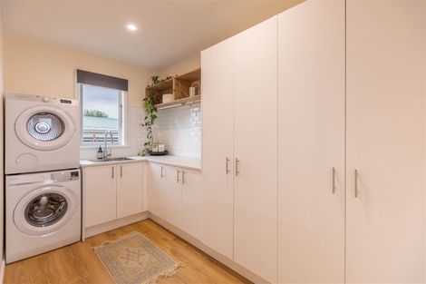 Photo of property in 1/57 Meeanee Road, Taradale, Napier, 4112