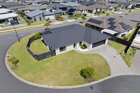 Photo of property in 1 Jeffs Way, Papamoa Beach, Papamoa, 3118