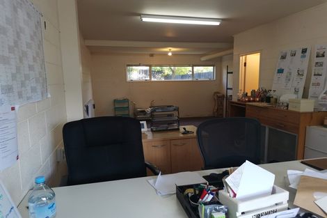 Photo of property in 268/2a Onewa Road, Birkenhead, Auckland, 0626