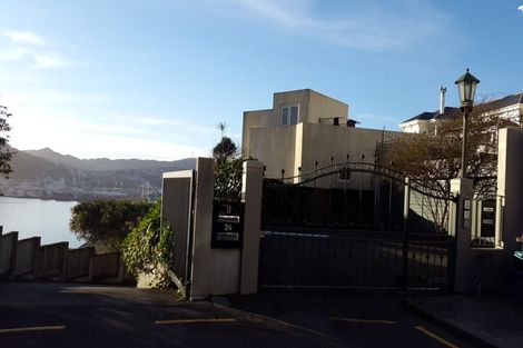 Photo of property in 24 Telford Terrace, Oriental Bay, Wellington, 6011