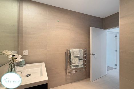 Photo of property in 12 Tara Lane, Manurewa, 2102