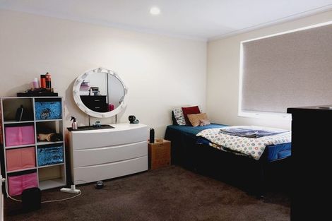 Photo of property in 8 Reins Road, Takanini, 2112