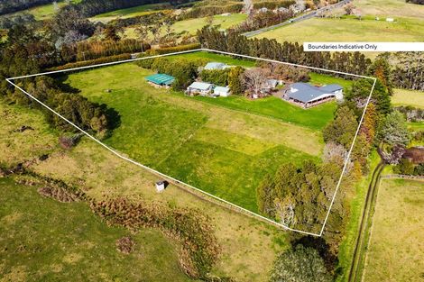 Photo of property in 298 Red Hills Road, Taupaki, Henderson, 0782