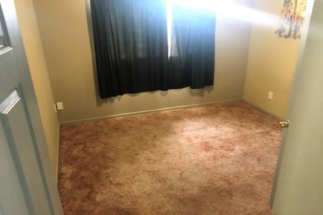 Photo of property in 3199 Great North Road, New Lynn, Auckland, 0600