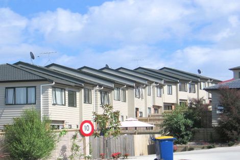 Photo of property in 54/22 Northcross Drive, Oteha, Auckland, 0632